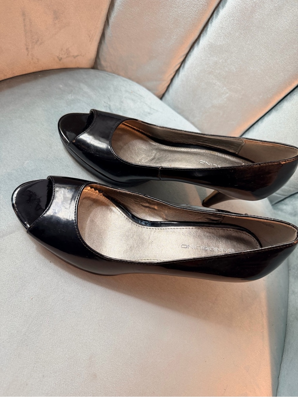 Bandolino size 8 Black Patent Leather Peep-Toe Pumps - Women's